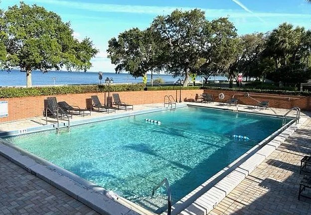 Building Photo - 4015 Bayshore Blvd