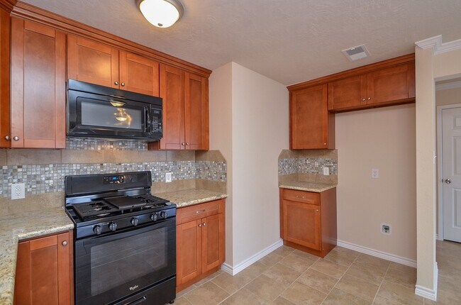 Building Photo - 15327 Falmouth Ave