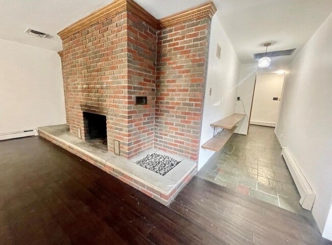 Building Photo - 1001 New York Ave