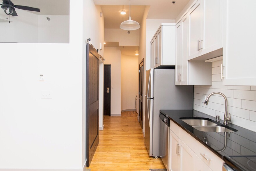 Building Photo - Cove Apartments