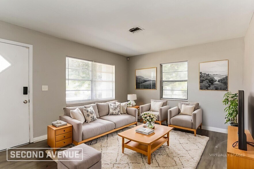 Building Photo - 4616 Nelmar Pl