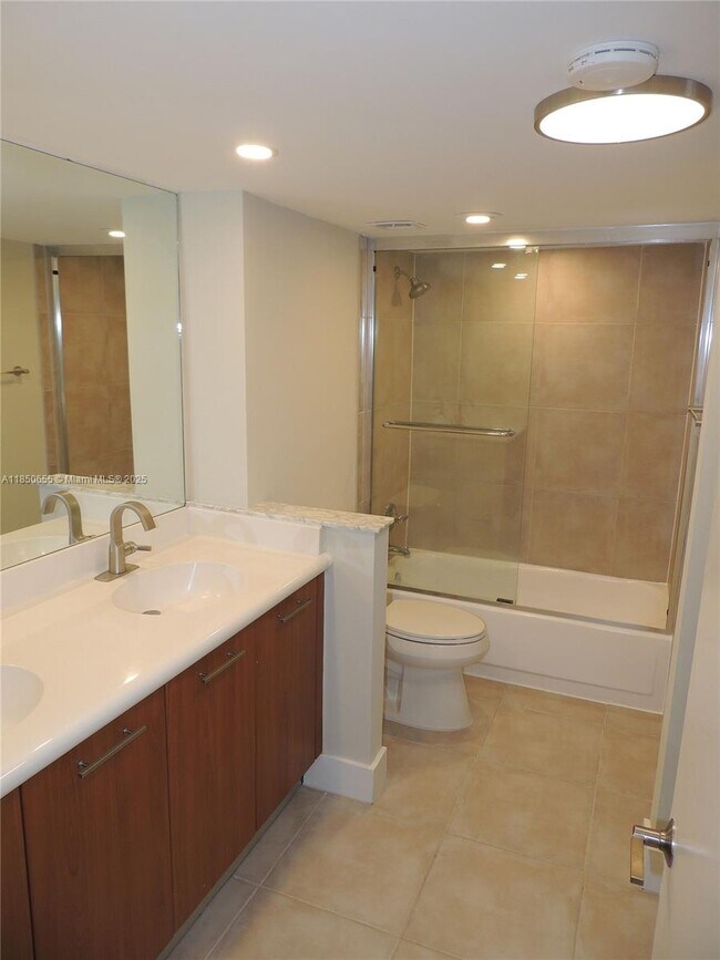 Building Photo - 777 NE 62nd St