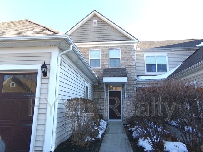 Primary Photo - 467 Westgreen Ln