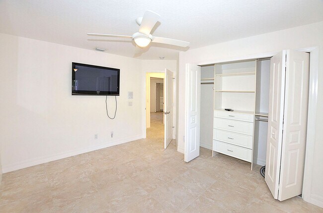 Building Photo - Vero Beach Rentals. Vero Beach Rent, LLC and Property Management Company