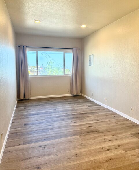 Building Photo - 16606 Winding Blvd