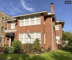 Building Photo - 2827 Herschel St