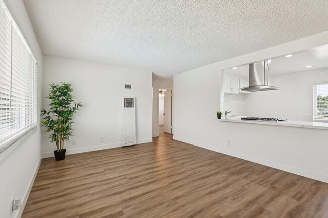 Building Photo - Sahara Apartments