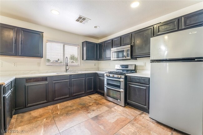 Building Photo - 4706 Pinon Pointe Rd