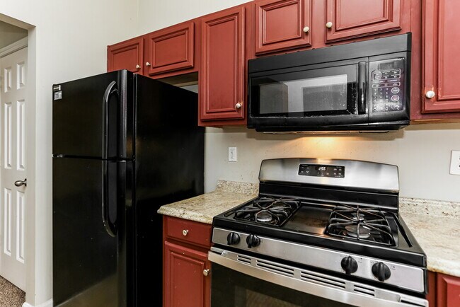 Building Photo - 4202 Cedar Tree Run