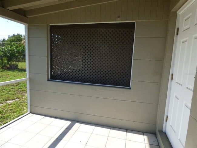 Building Photo - 21496 Kenyon Ave