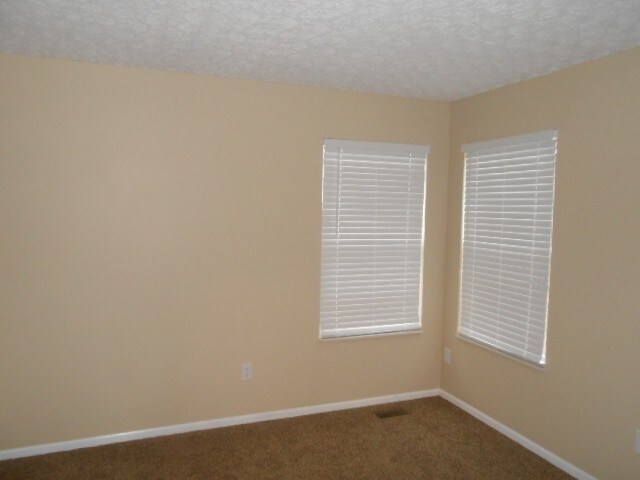 Building Photo - 512 Longview St