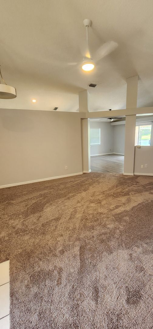 Building Photo - Single Family Home