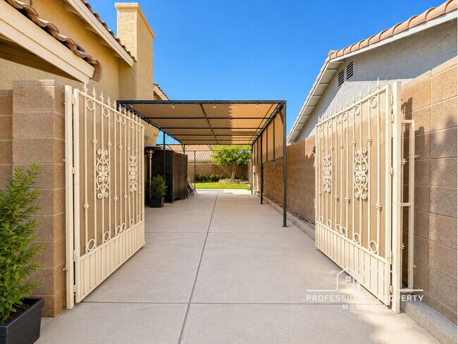 Building Photo - “Stunning 4-Bedroom, 3-Bathroom Solar Home in Rancho Sereno”