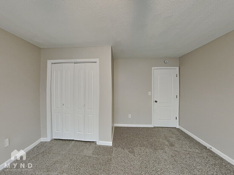 Building Photo - 10576 Sourwood Ct