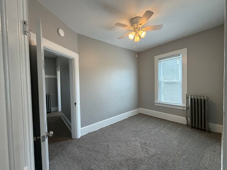 Walk-through Bedroom - 2515 Jackson St