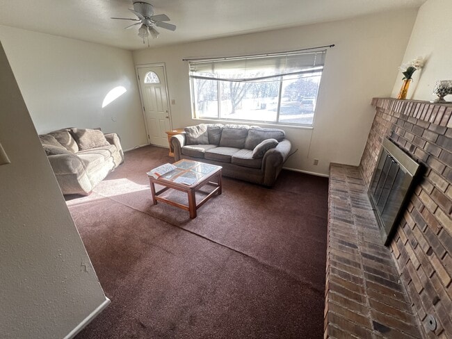 Building Photo - 1850 N 840 W