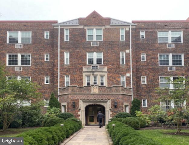 Building Photo - 3051 Idaho Ave NW