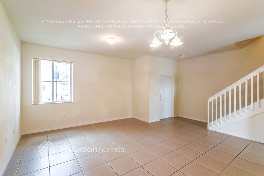 Building Photo - 1823 SW 89th Terrace