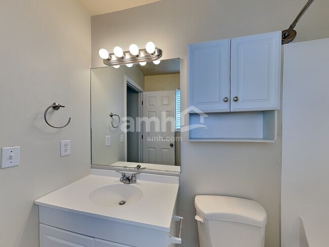 Building Photo - 5404 W Sunfalls Ct