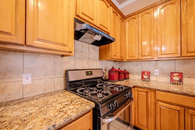 Building Photo - 15719 Edo Cir