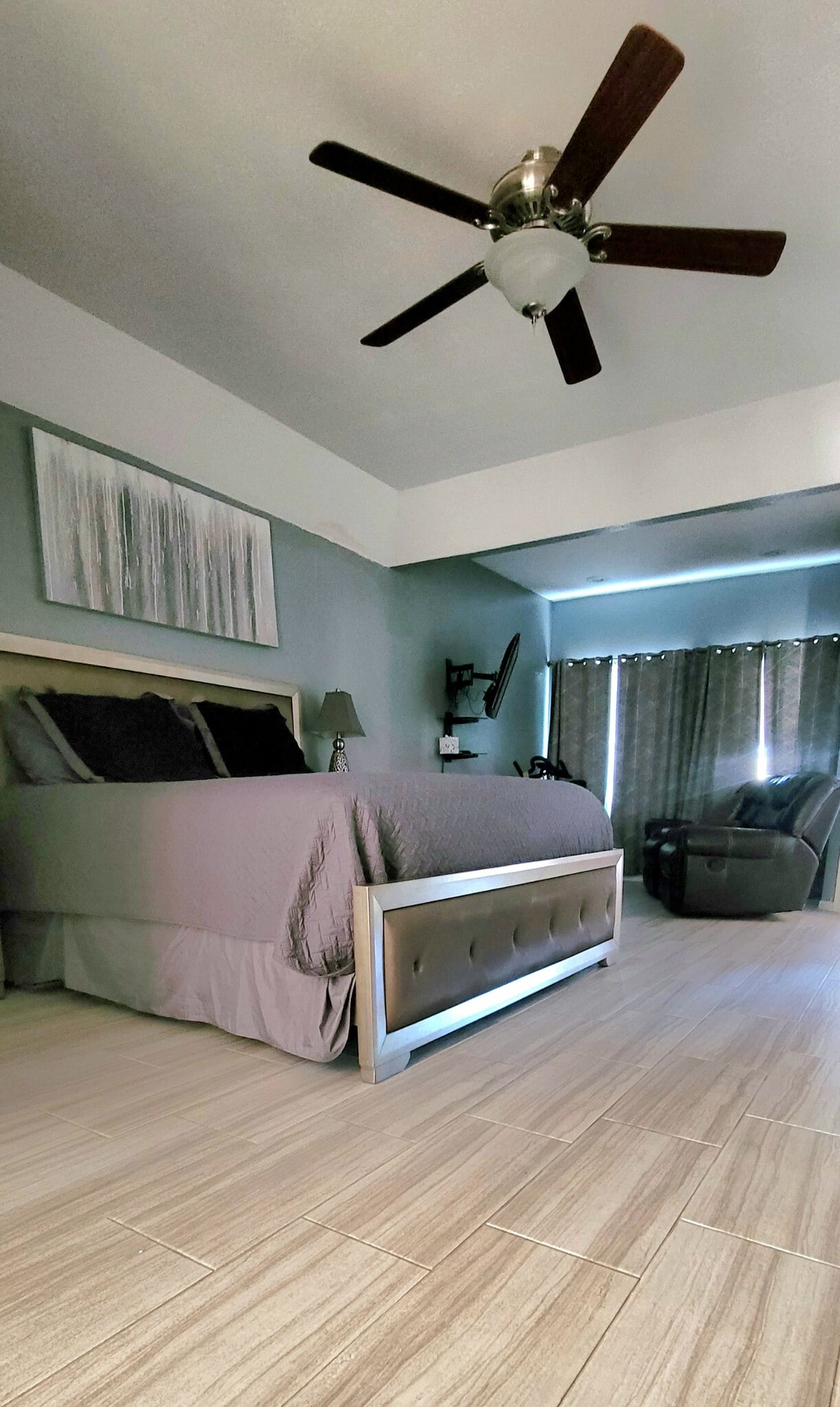 Master BR with sitting area - 13418 Emerald Tide Way