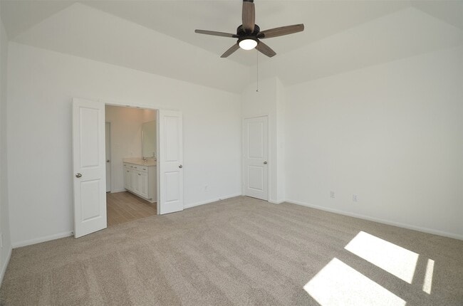 Building Photo - 5631 Pearl Vis Dr