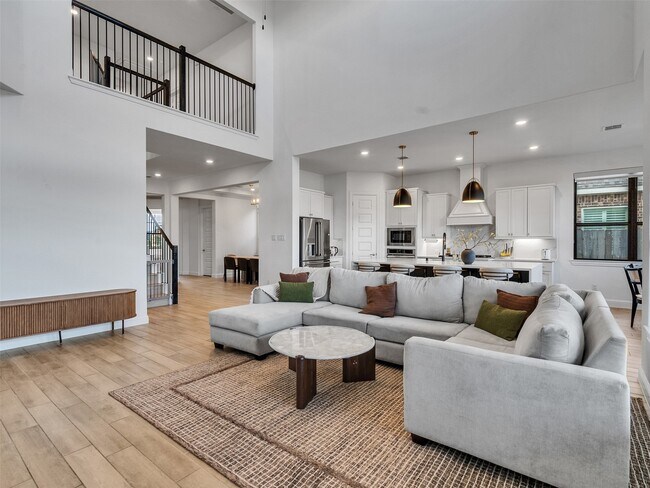 Building Photo - 913 Goose Creek St