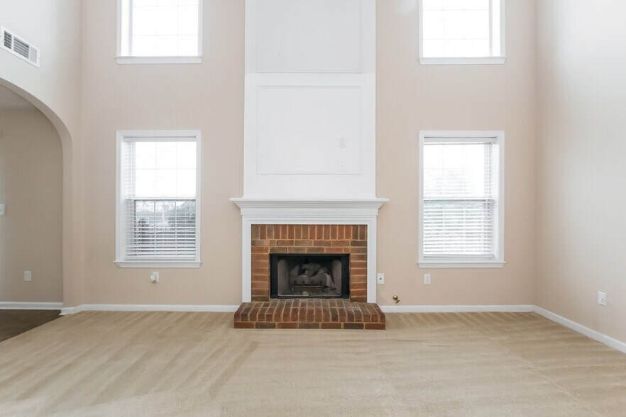 Building Photo - 1675 Berrywood Way