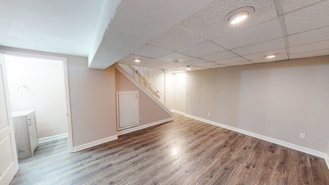 Building Photo - 5078 Stoneybrook Blvd