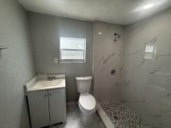 Building Photo - 2329 Fairway Dr