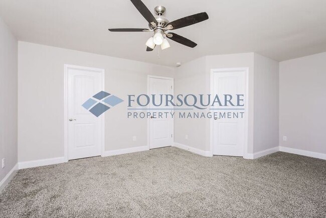 Building Photo - Stylish End-Unit Townhome with Open Floor Plan, Modern Kitchen & 1-Car Garage – Wendell, NC