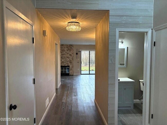 Building Photo - 61 Lenape Trail