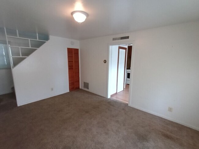 Building Photo - 31437 Alcona Ct