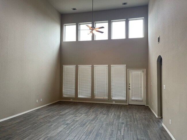 Building Photo - 14366 Palomino Pl