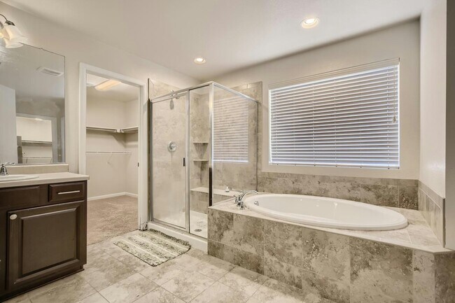 Building Photo - 5742 S Flat Rock Way