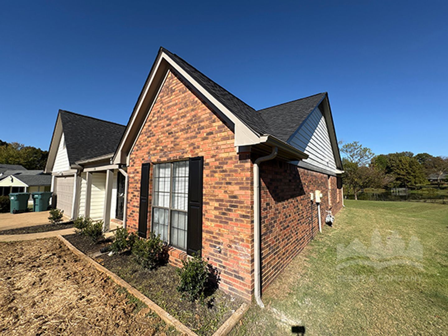 Building Photo - 316 Sparky Cove