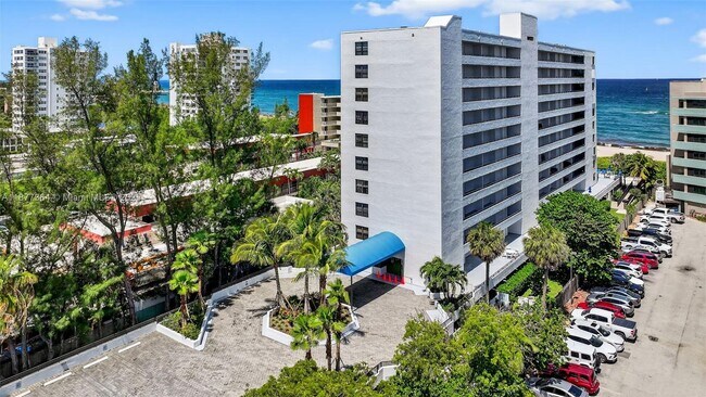 Building Photo - 1500 N Ocean Blvd