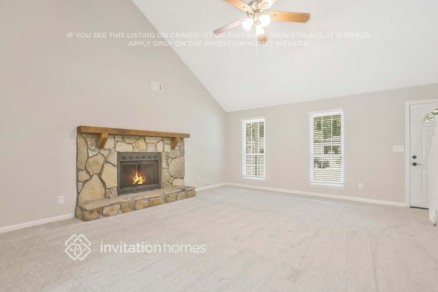 Building Photo - 1356 Gray Rock Dr