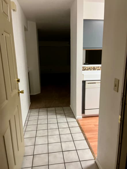 Building Photo - 2008 Mesquite Ln