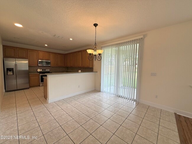 Building Photo - 2080 Trailing Pines Way