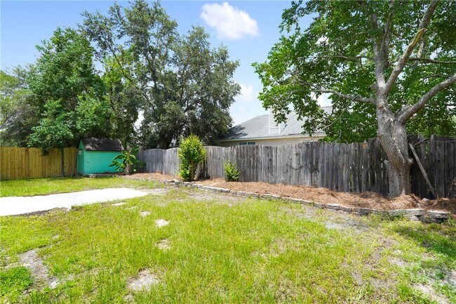 Building Photo - 169 Fontenot Dr