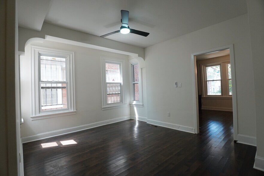 Building Photo - 5517 N Fairhill St