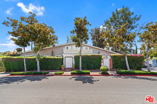 Building Photo - 8956 1/2 Norma Pl
