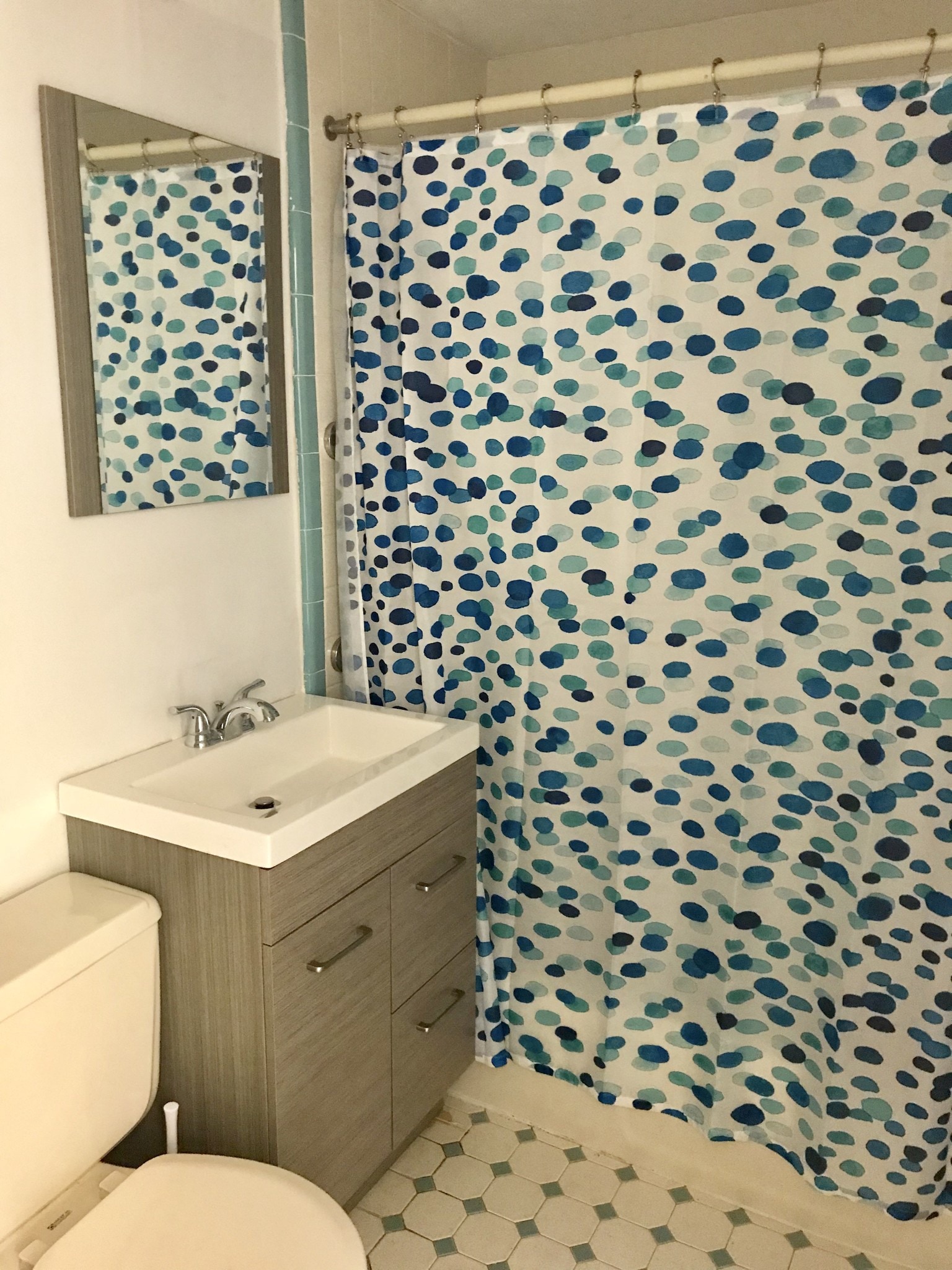 Building Photo - 8 Follen St