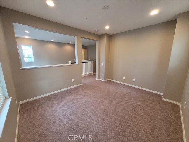 Building Photo - 14425 Willamette Ave