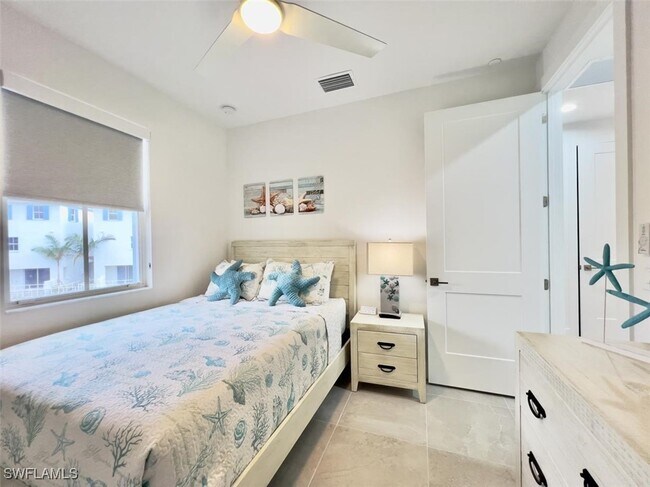 Building Photo - 5865 Shell Cove Drive