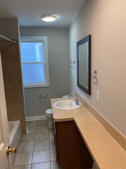 Building Photo - 1118 Maryland St