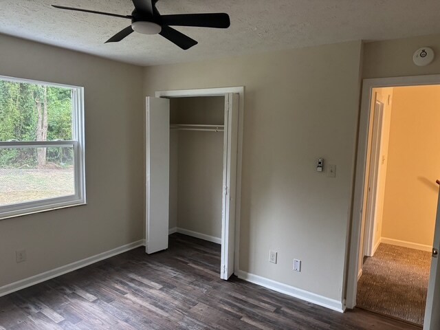 Building Photo - 1208 Park Hill Cir
