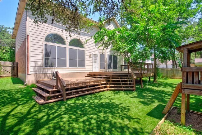 Building Photo - 7021 Gentle Oak Dr