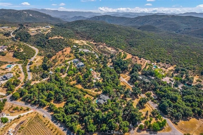 Building Photo - 35455 El Niguel Rd